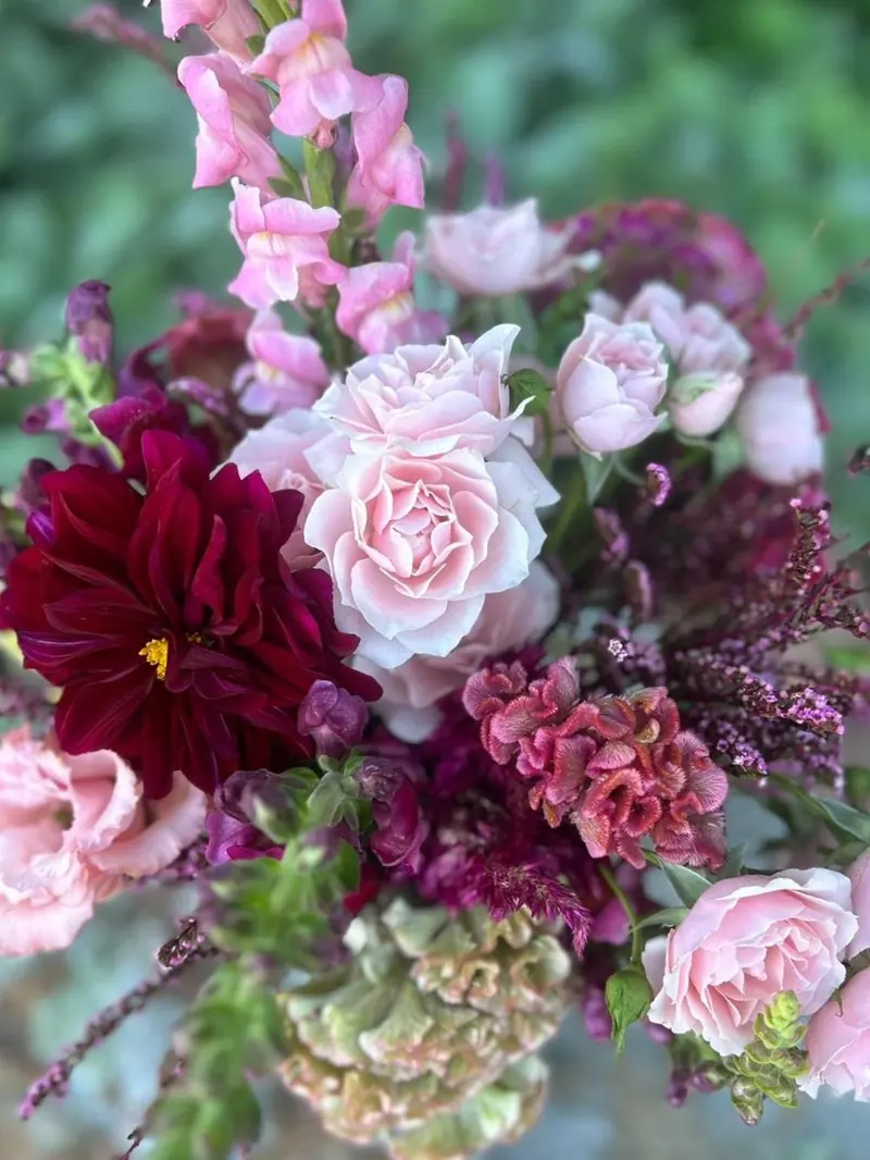Fall-toned floral arrangement by Vintage Blooms, Kansas City